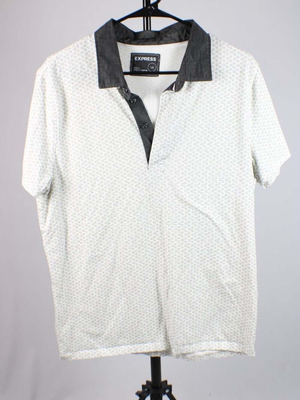 Express Mens L Stretch Moisture Wicking Polo Shirt White Charcoal Hexagon Patter
